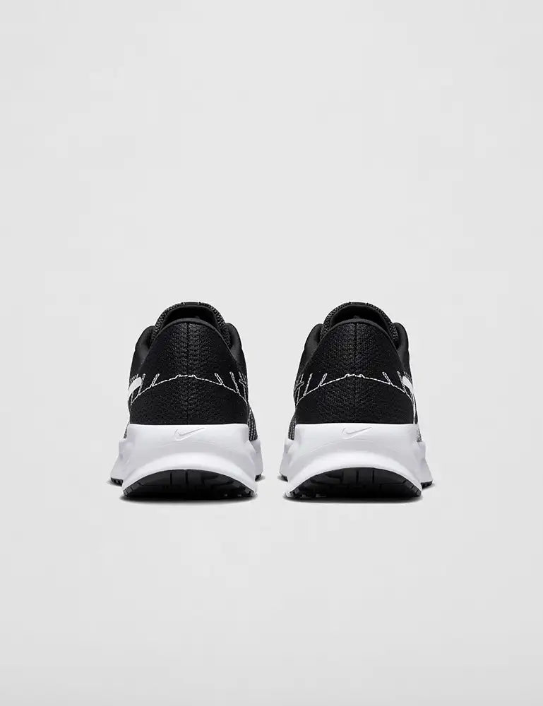 Nike Mens Run Defy Running