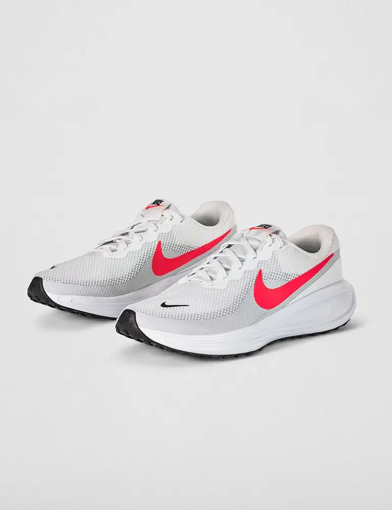 Nike Mens Revolution 8 Running
