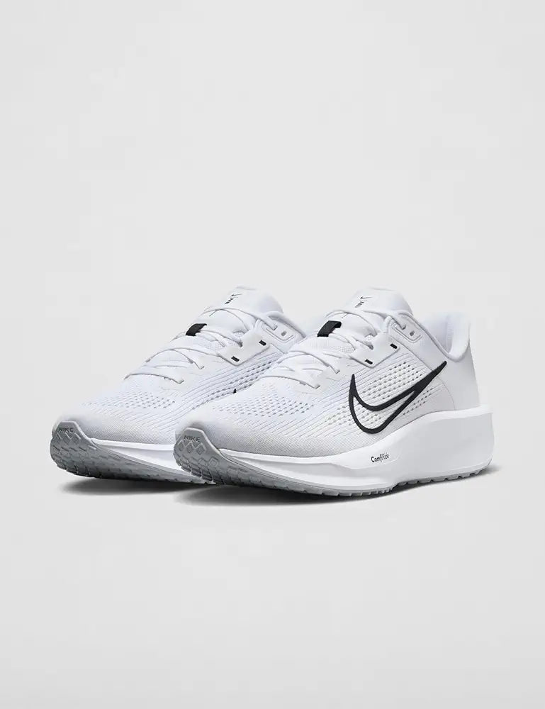 NIKE Men's Quest 6 Running Shoes