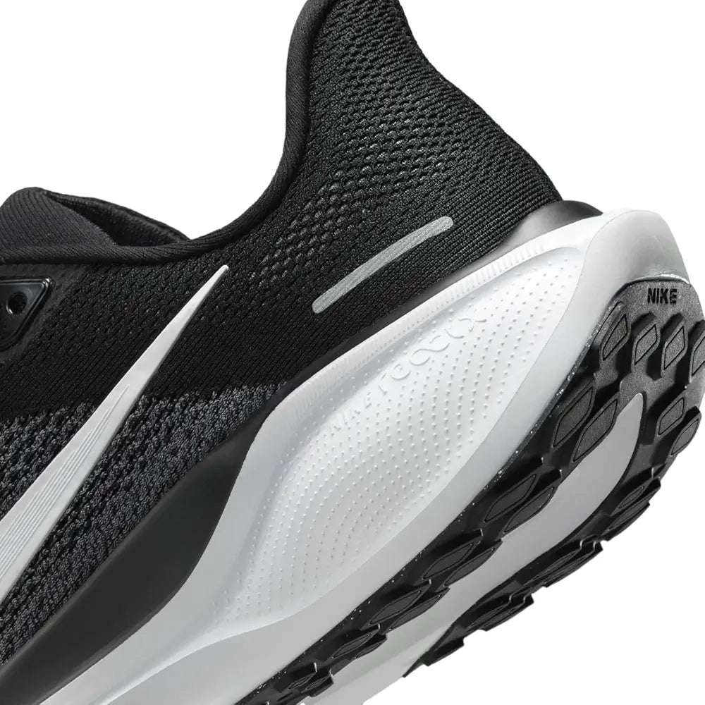 NIKE Men Running Shoes